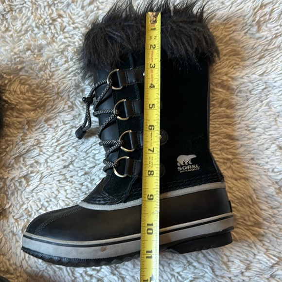 SOREL Kids' Joan of Arctic Insulated Waterproof Winter Boots size 2 - Picture 15 of 16